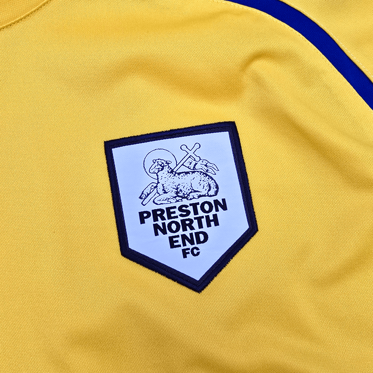 2010/11 Preston North End Away Football Shirt (L) Puma - Football Finery - FF304693