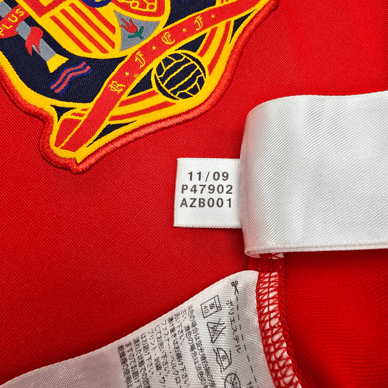 2010/11 Spain Home Football Shirt (L) Adidas #10 Fabregas - Football Finery - FF204586