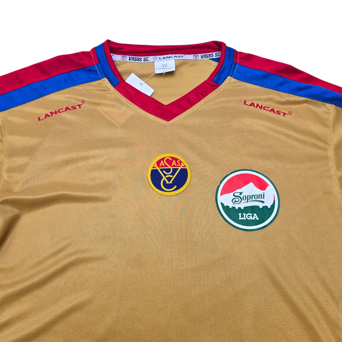 2010/11 Vasas SC Third Football Shirt (XL) Lancast 18 - Football Finery - FF304353