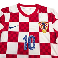 2010/12 Croatia Home Football Shirt (M) Nike 10 Modric - Football Finery - FF305745
