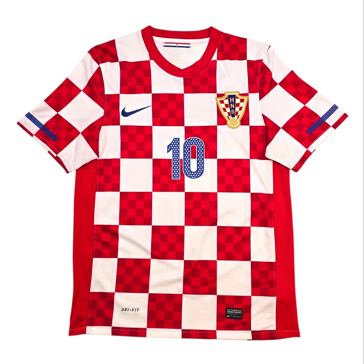 2010/12 Croatia Home Football Shirt (M) Nike 10 Modric - Football Finery - FF305745