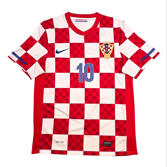 2010/12 Croatia Home Football Shirt (M) Nike 10 Modric - Football Finery - FF305745