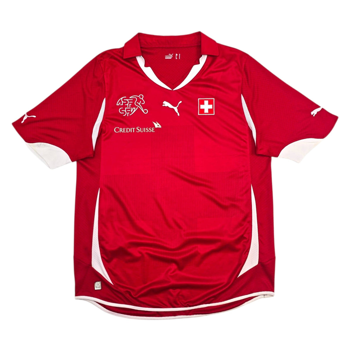 2010/12 Switzerland Home Football Shirt (L) Puma - Football Finery - FF304487