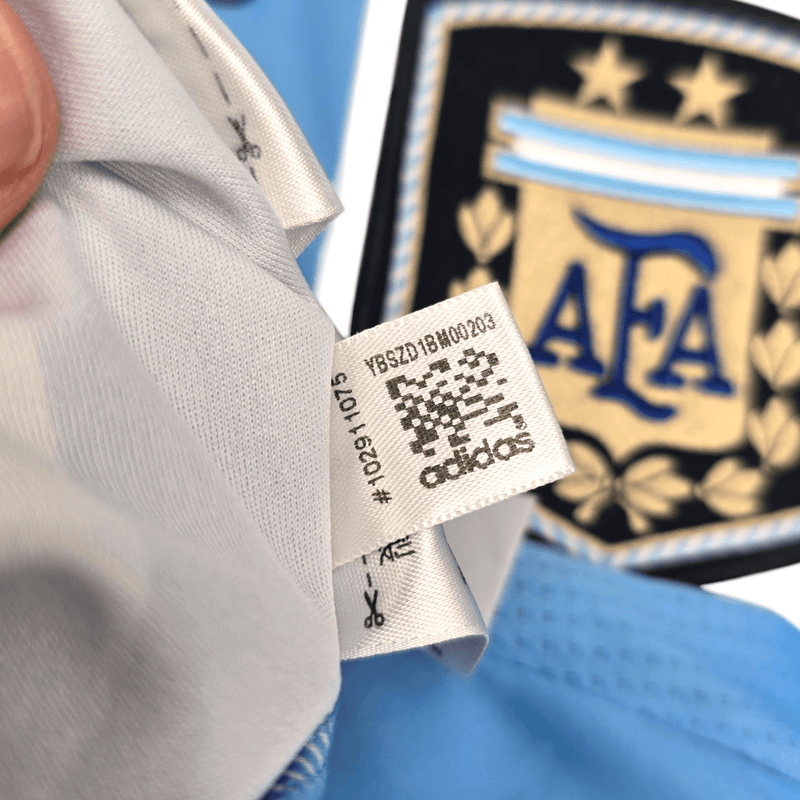 2011/12 Argentina Home Football Shirt (M) Adidas #10 Messi - Football Finery - FF204552