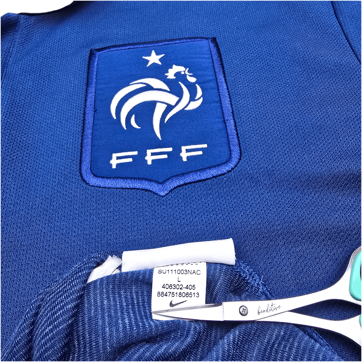 2011/12 France Home Football Shirt (L) Nike 10 Benzema - Football Finery - FF302949
