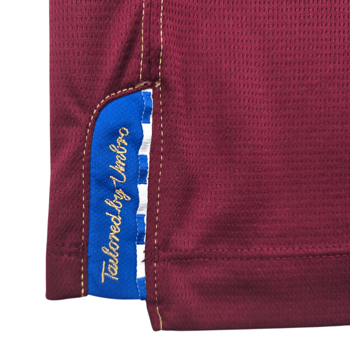 2011/12 Linfield Away Football Shirt (L) Umbro - Football Finery - FF302279