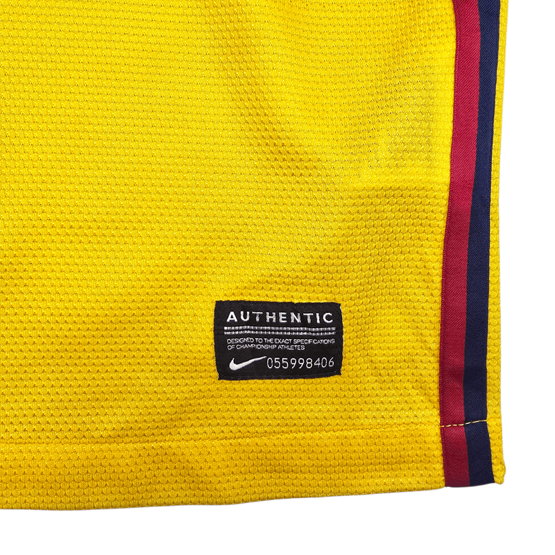 2012/13 Barcelona Away Football Shirt (L) Nike 10 Messi - Football Finery - FF302160