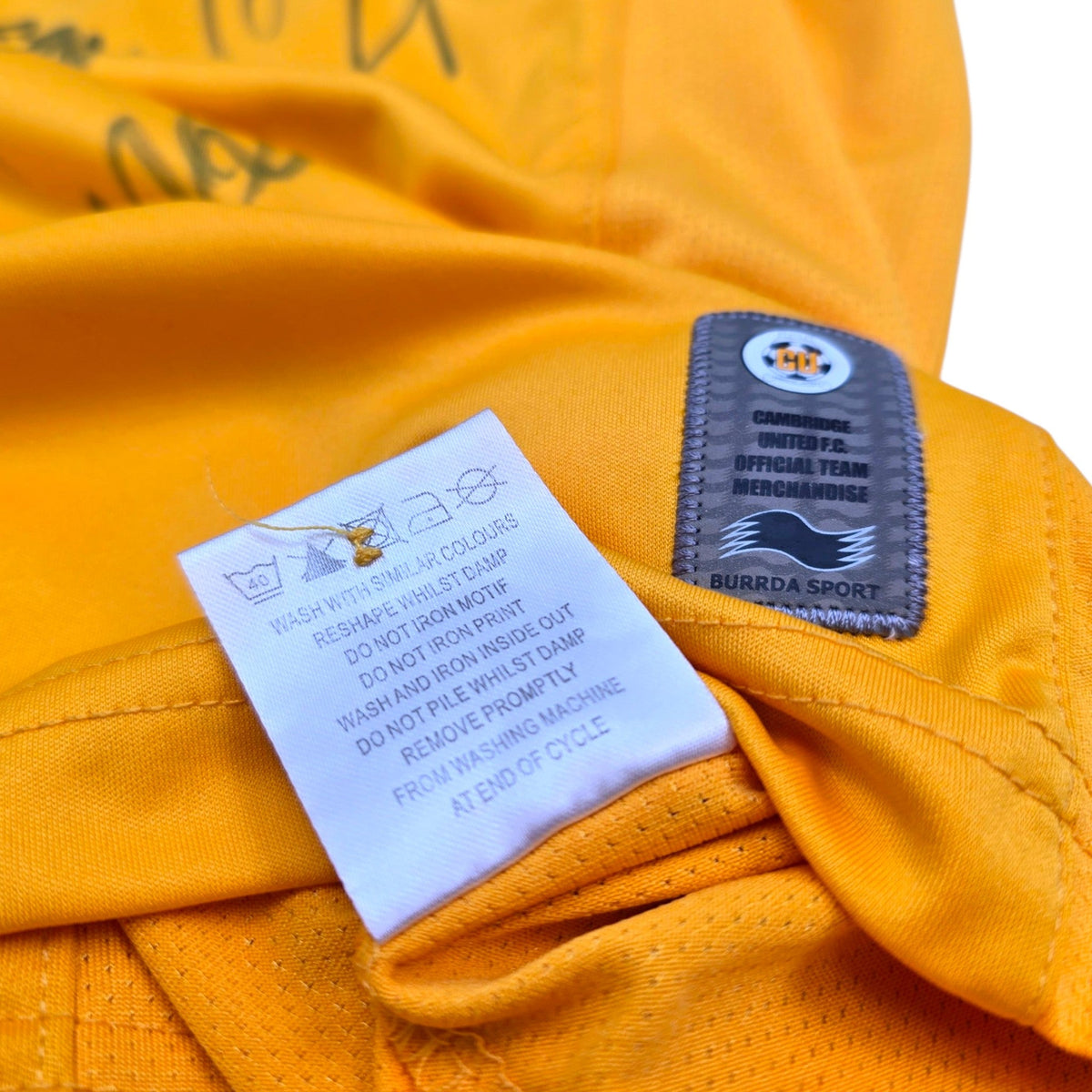 2012/13 Cambridge United Home Football Shirt (XL) Burrda Sport #25 Hudson (Matchworn) Squad Signed - Football Finery - FF307799