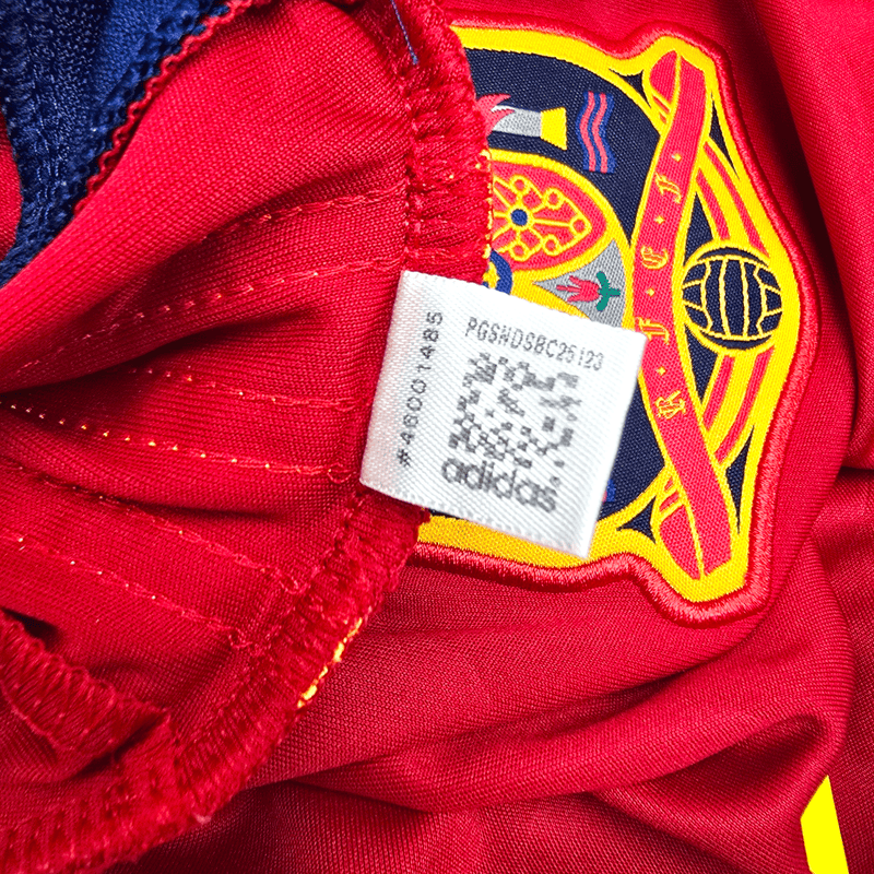 2012/13 Spain Home Football Shirt (M) Adidas #6 Iniesta - Football Finery - FF204550