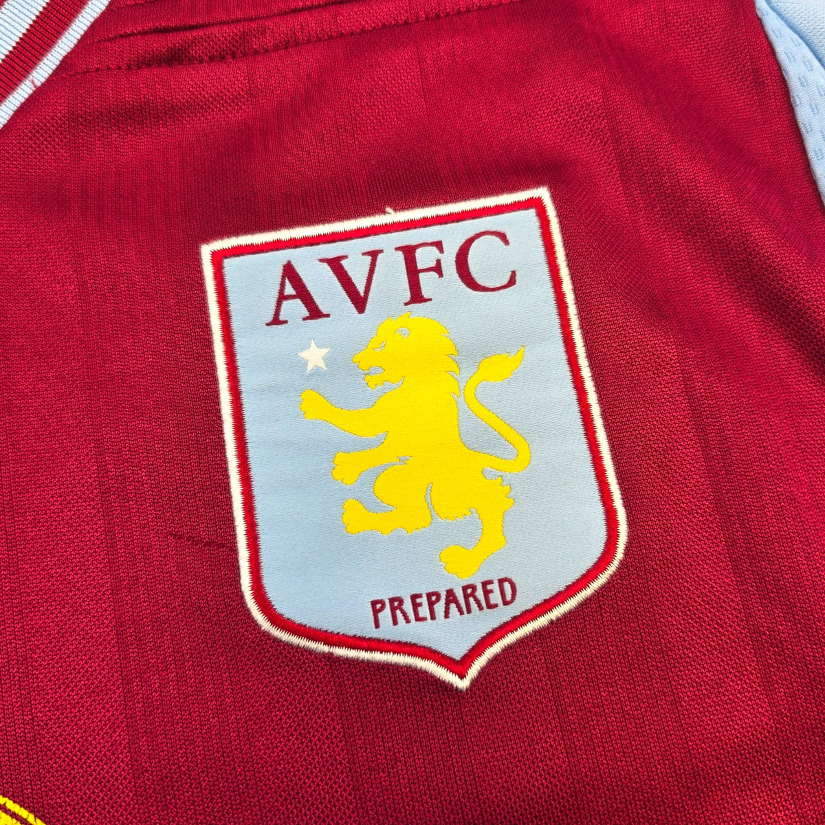 2013/14 Aston Villa Home Football Shirt (L) Macron 20 Benteke - Football Finery - FF305098