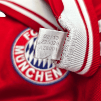 2013/14 Bayern Munich Home Football Shirt (XL) Adidas 8 Martinez - Football Finery - FF304729