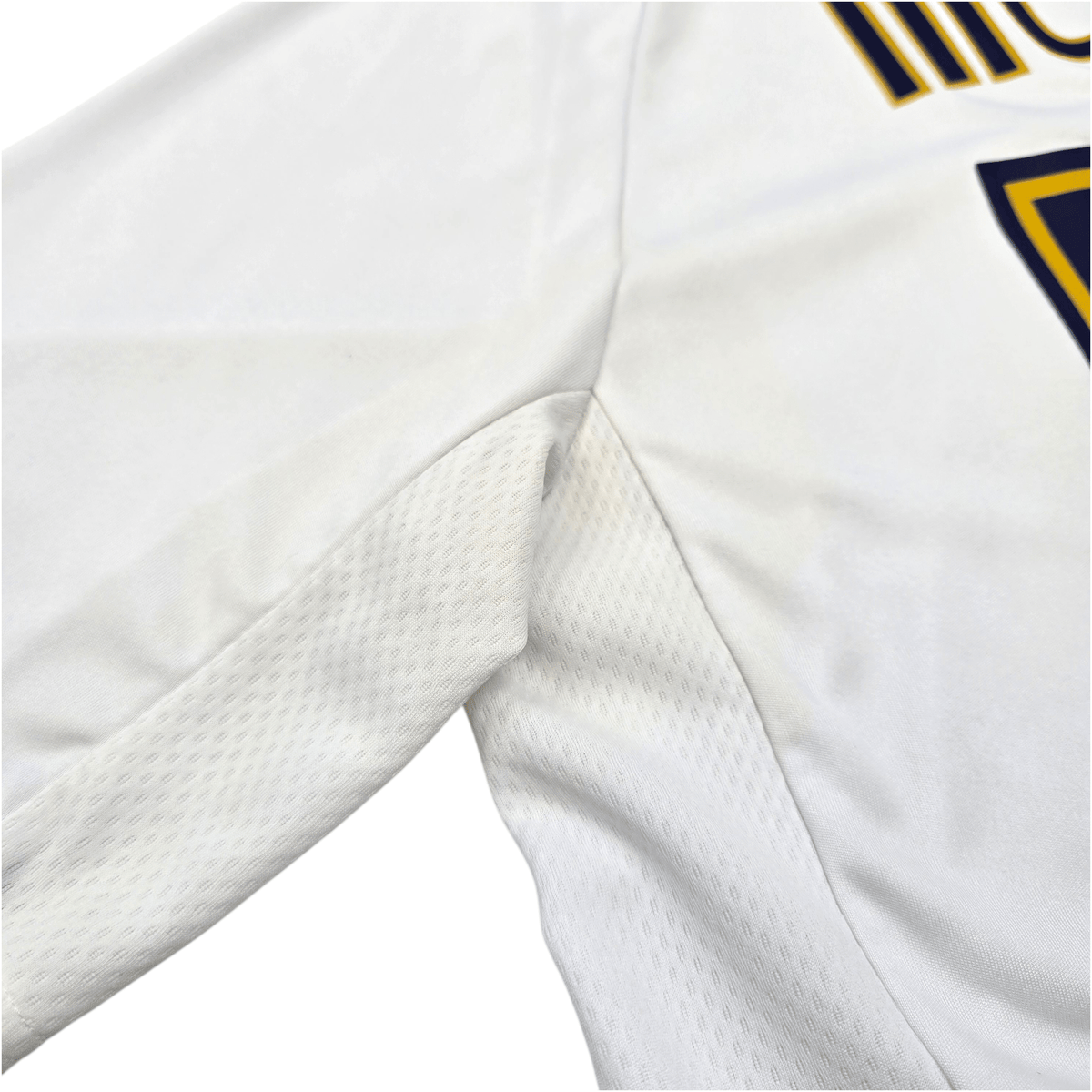 2013/14 Leeds United Home Football Shirt (2XL) Macron 44 McCormack - Football Finery - FF303194