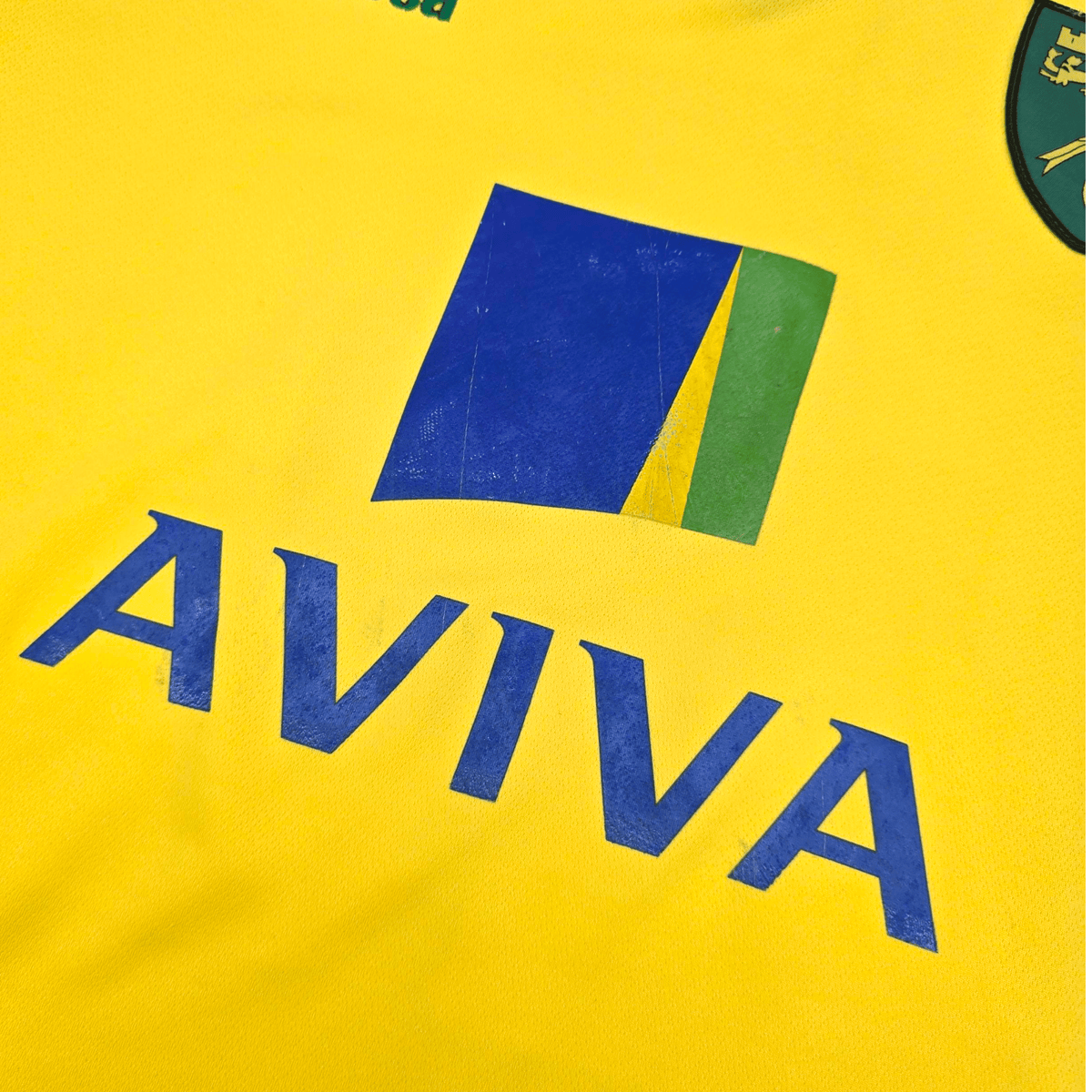 2013/14 Norwich City Home Football Shirt (XL) Errea 20 Dogg - Football Finery - FF302133
