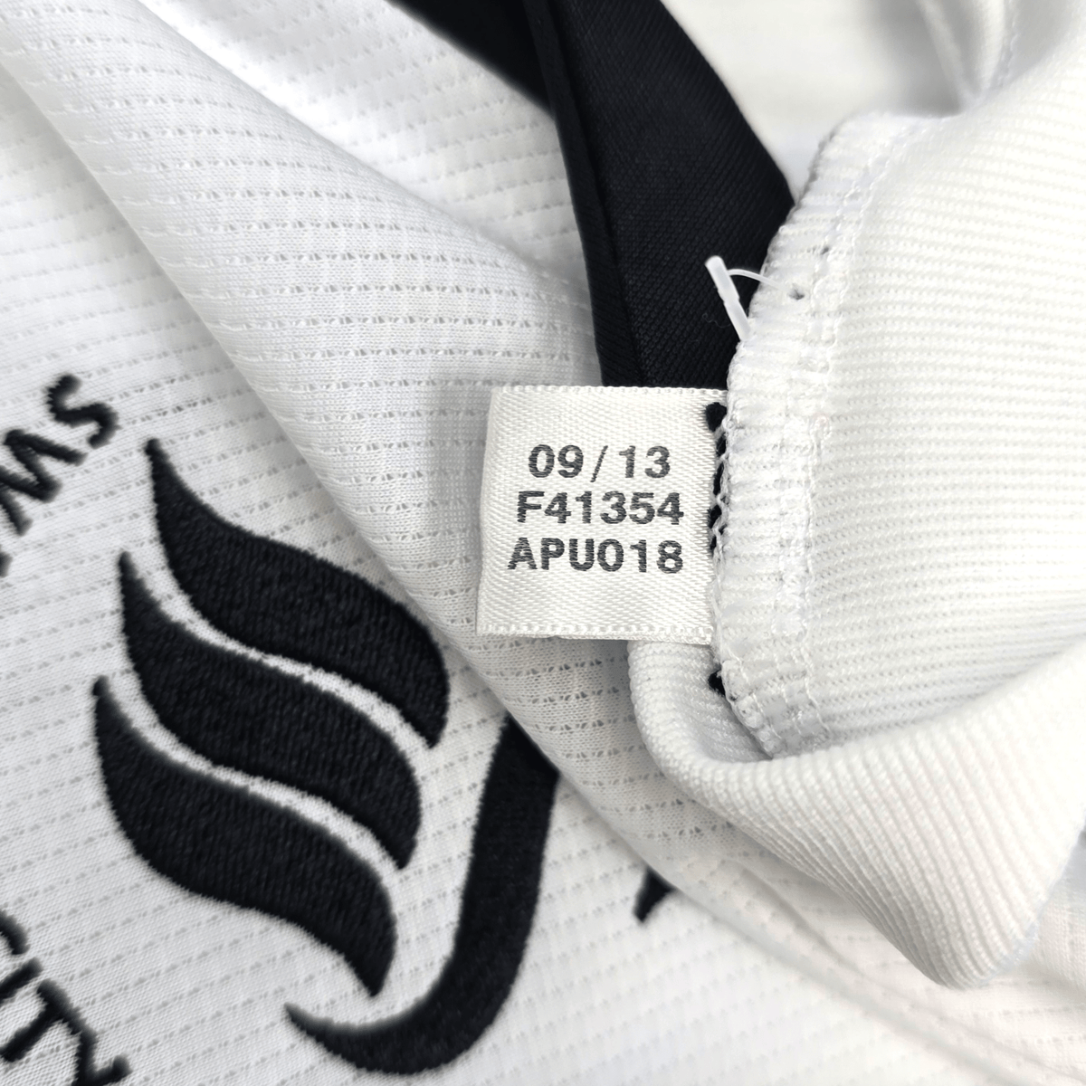 2013/14 Swansea City Home Football Shirt (M) Adidas 9 Michu - Football Finery - FF303306