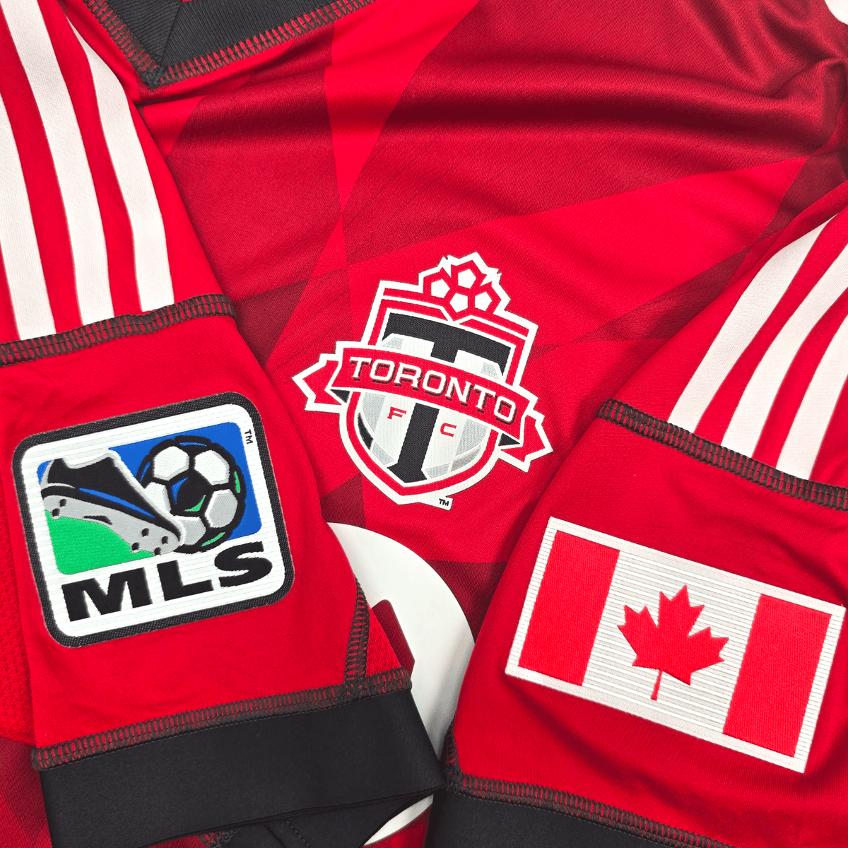 2013/14 Toronto FC Home Football Shirt (XL) Adidas - Football Finery - FF305193