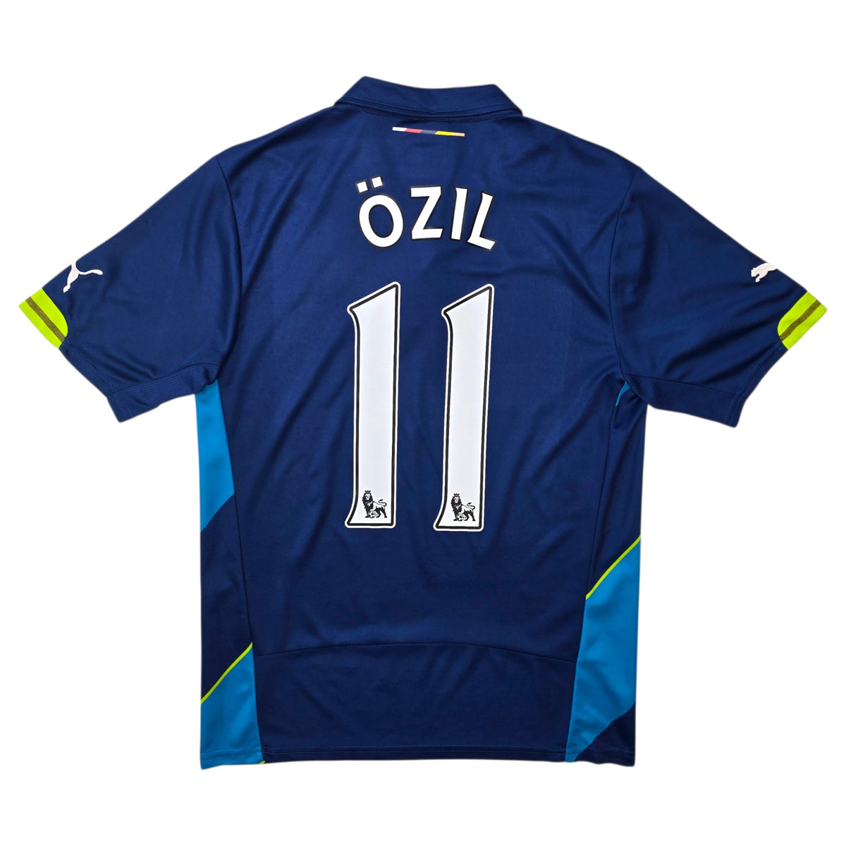 2014/15 Arsenal Third Football Shirt (S) Puma 11 Ozil - Football Finery - FF304589