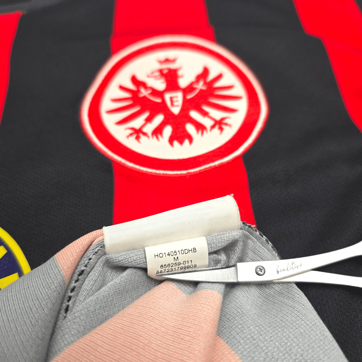 2014/15 Eintracht Frankfurt Home Football Shirt (M) Nike - Football Finery - FF303717