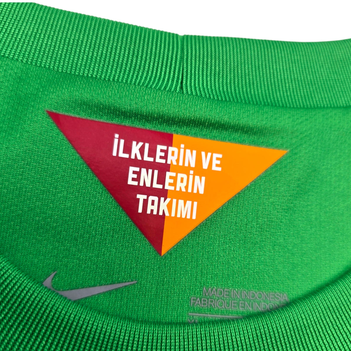 2014/15 Galatasaray Goal Keeper Football Shirt (XL) Nike - Football Finery - FF305894