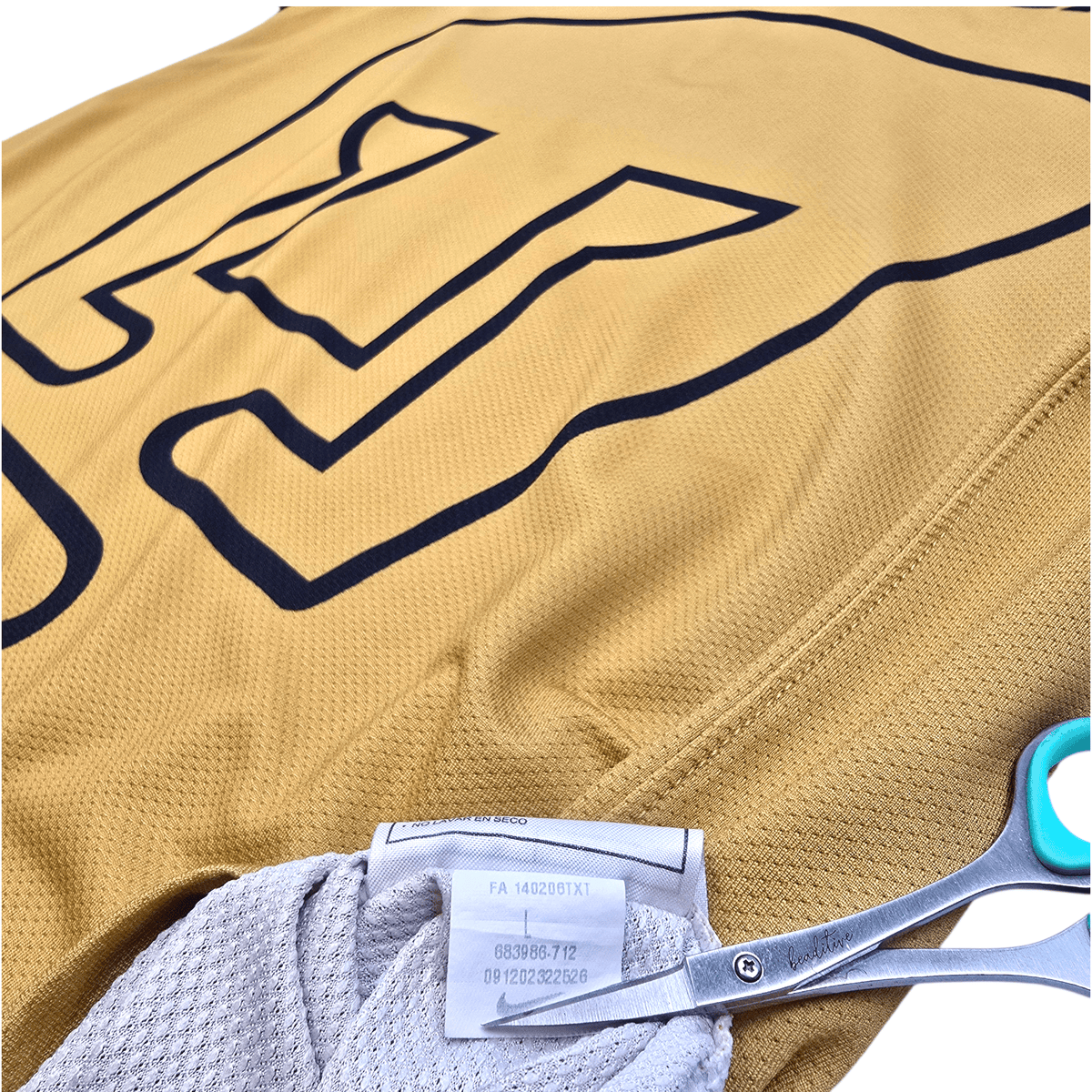 2014/15 UNAM Pumas Home Football Shirt (L) Nike - Football Finery - FF302042