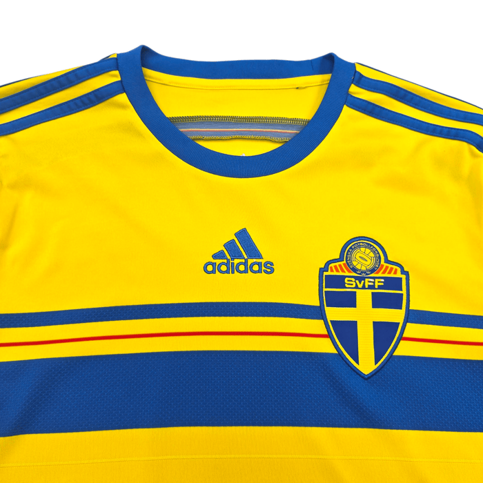 2014/16 Sweden Home Football Shirt (S) Adidas - Football Finery - FF304484