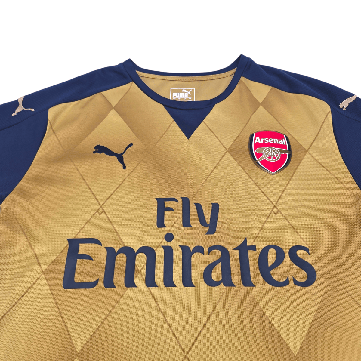 2015/16 Arsenal Away Football Shirt (L) Puma 8 Arteta - Football Finery - FF303188