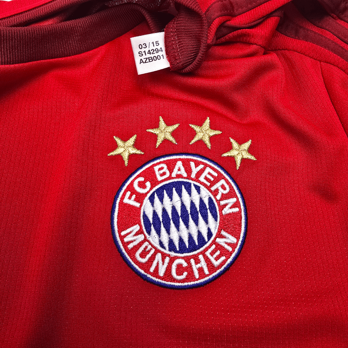 2015/16 Bayern Munich Home Football Shirt (M) Adidas 9 Lewandowski - Football Finery - FF303314