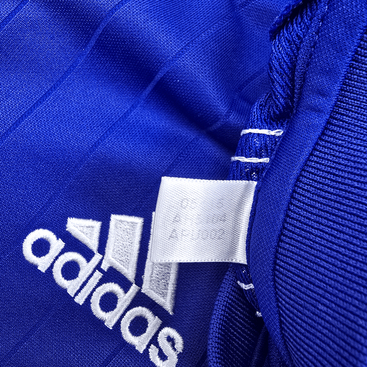 2015/16 Chelsea Home Football Shirt (S) Adidas 10 Hazard - Football Finery - FF304651