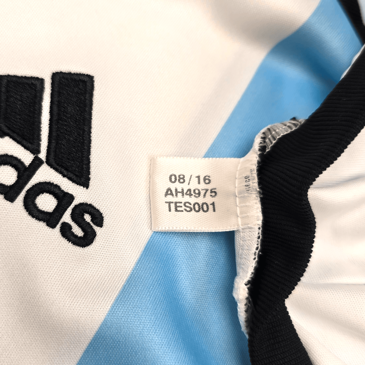 2016/17 Argentina Home Football Shirt (L) Adidas 10 Messi - Football Finery - FF303629