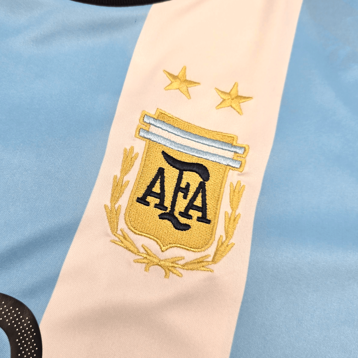2016/17 Argentina Home Football Shirt (L) Adidas 10 Messi - Football Finery - FF303629