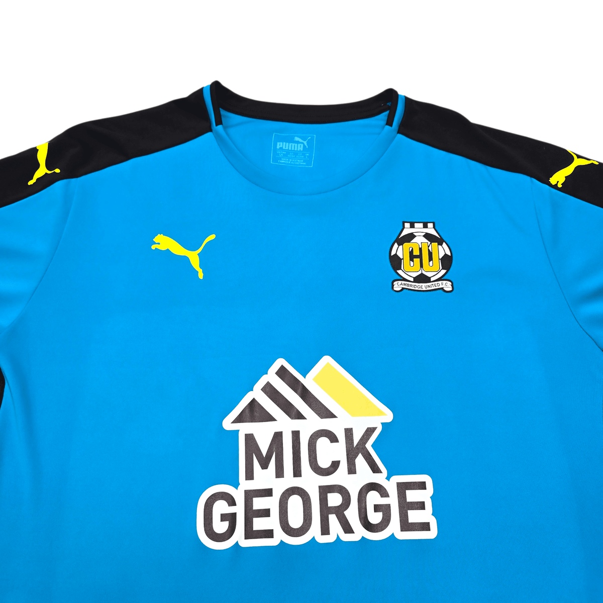 2016/17 Cambridge United Goal Keeper Football Shirt (L) Puma - Football Finery - FF303469