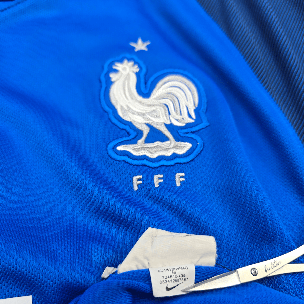 2016/17 France Home Football Shirt (M) Nike 15 Pogba - Football Finery - FF302948
