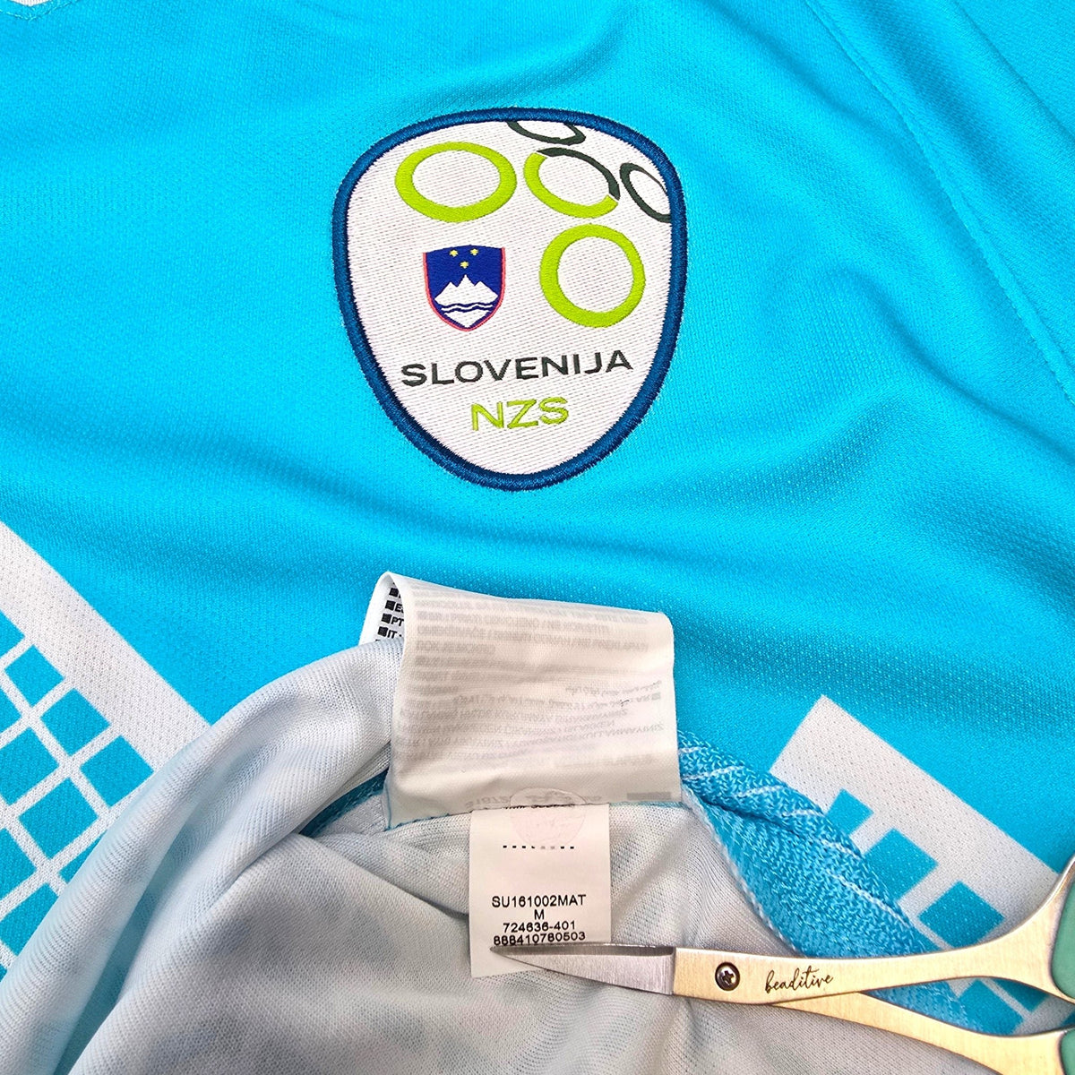 2016/17 Slovenia Home Football Shirt (M) Nike - Football Finery - FF305369