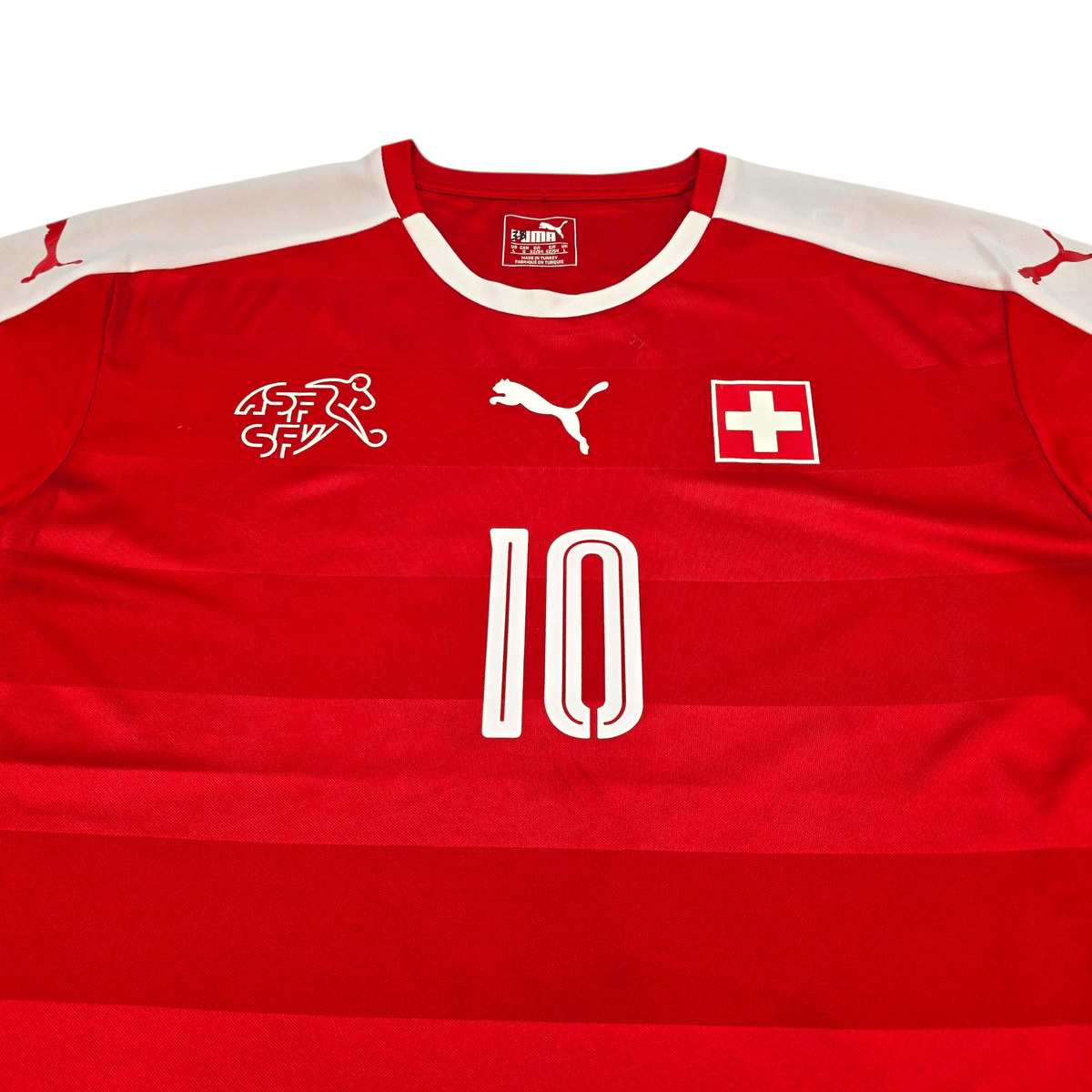 2016/17 Switzerland Home Football Shirt (L) Puma 10 Xhaka - Football Finery - FF302867