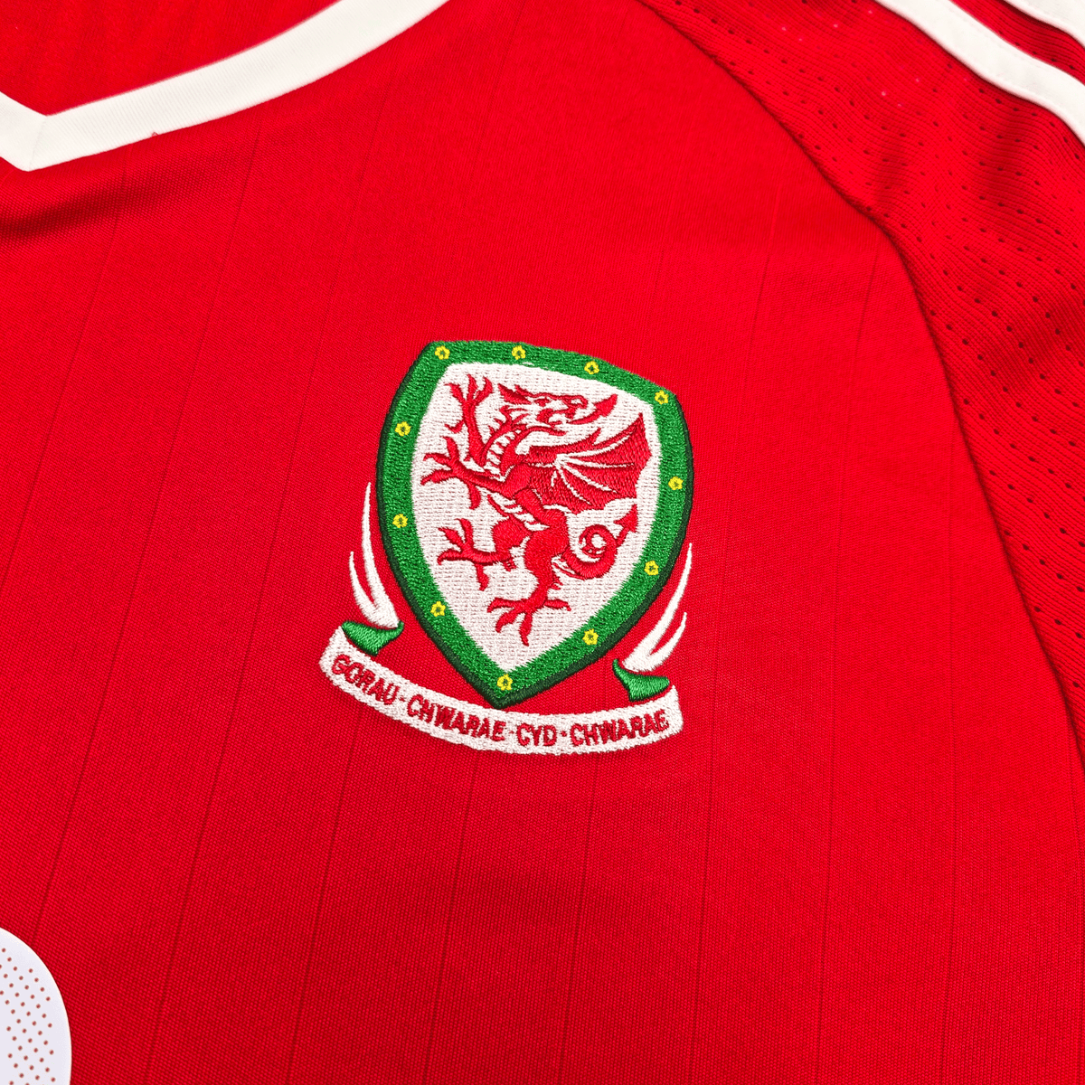 2016/17 Wales Home Football Shirt (L) Adidas 10 Ramsey - Football Finery - FF303393