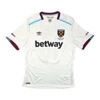 2016/17 West Ham United Away Football Shirt (XL) Umbro #16 Noble - Football Finery - FF204334