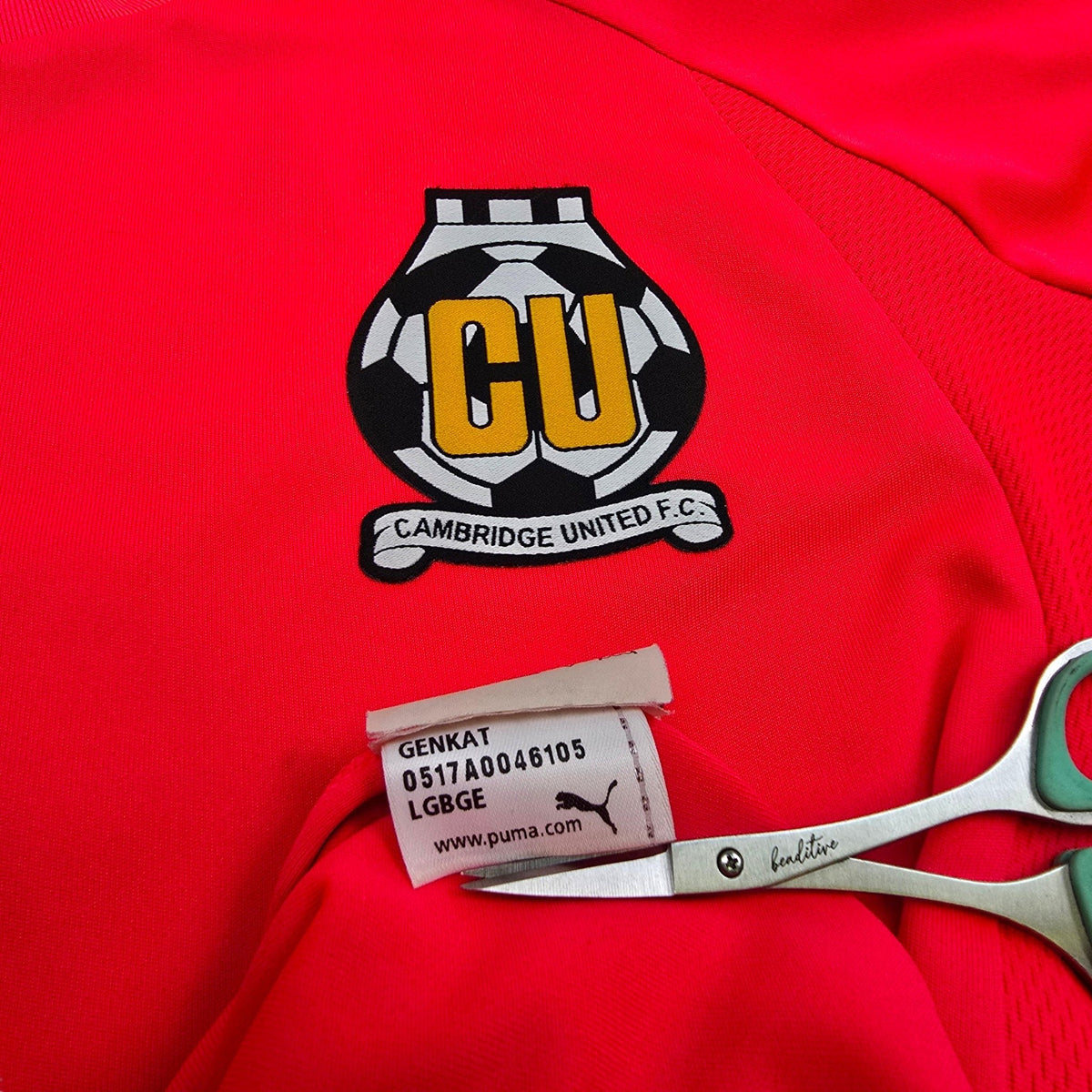 2017/18 Cambridge United Goal Keeper Football Shirt (S) Puma 13 Mitov - Football Finery - FF306260