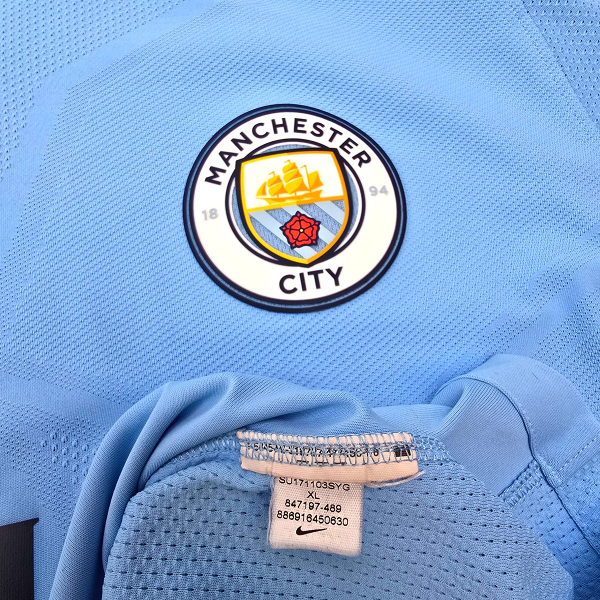 2017/18 Manchester City Home Football Shirt (XL) Nike 8 Gundogan (Player Version) - Football Finery - FF306091