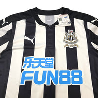 2017/18 Newcastle United Home Football Shirt (S) Puma 11 Ritchie (BNWTs) - Football Finery - FF303882