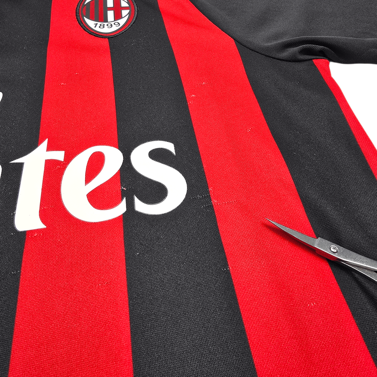 2018/19 AC Milan Home Football Shirt (S) Puma - Football Finery - FF303381