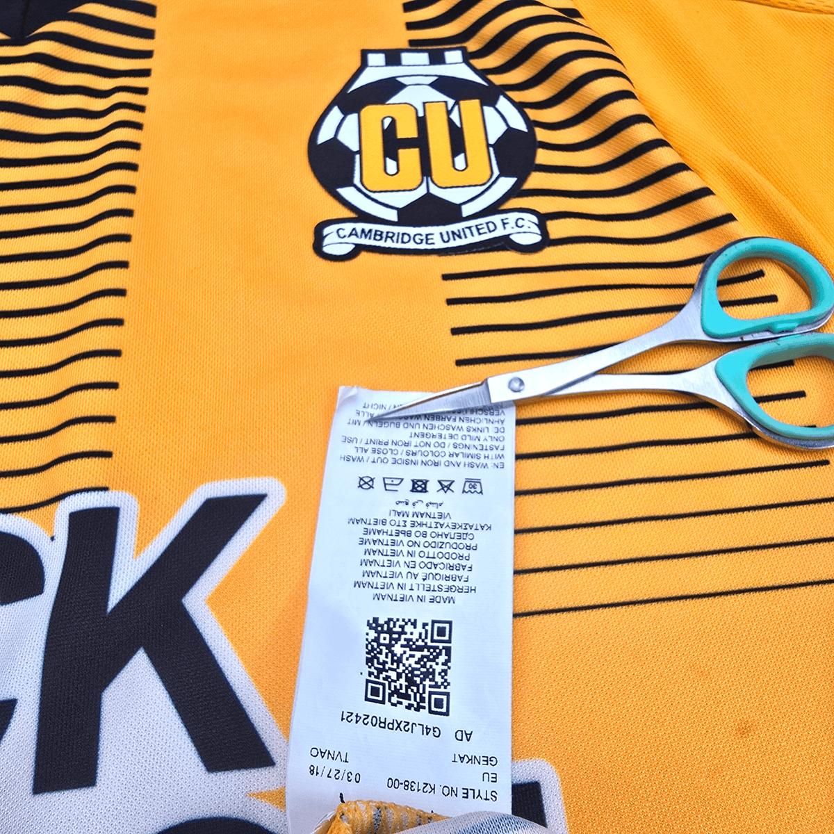 2018/19 Cambridge United Home Football Shirt (S) Puma - Football Finery - FF303171
