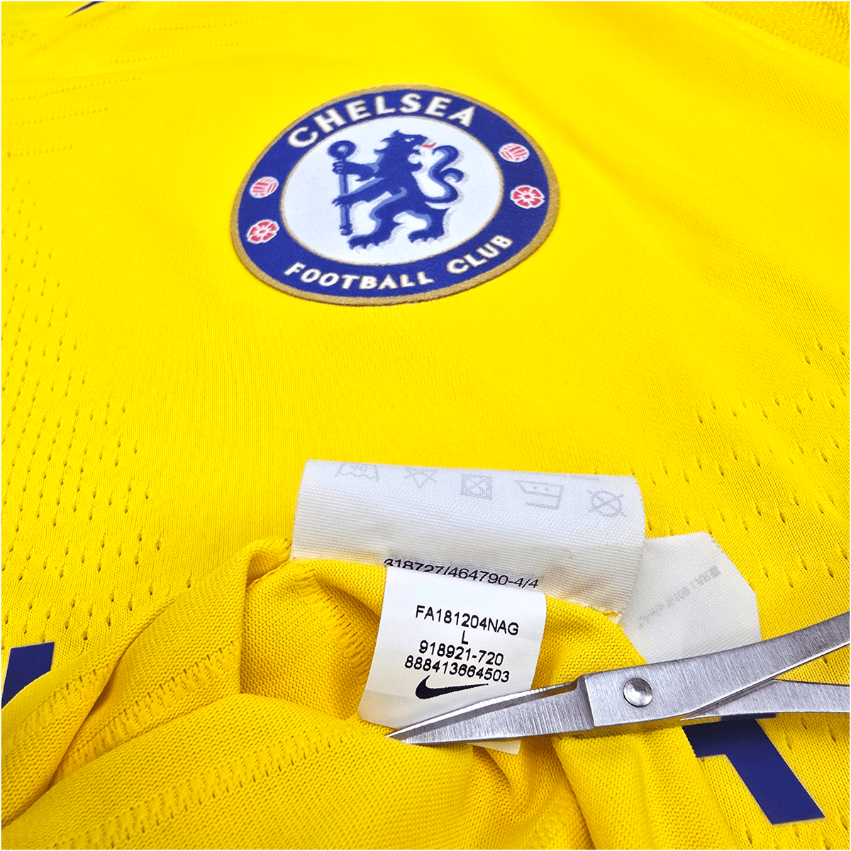 2018/19 Chelsea Away Football Shirt (L) Nike 10 Hazard (Player Version) - Football Finery - FF303334