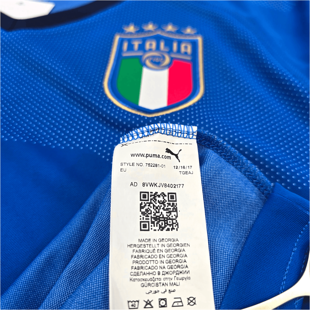2018/19 Italy Home Football Shirt (M) Puma 9 Balotelli - Football Finery - FF302793