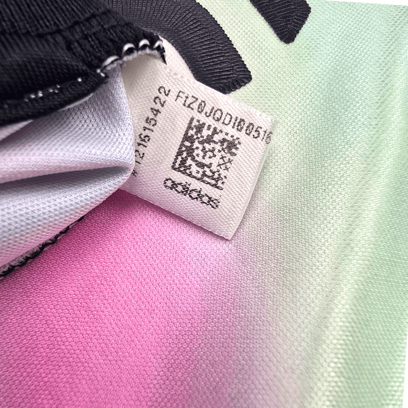 2018/19 Juventus Special Football Shirt (L) Adidas 7 Ronaldo (EA Sports) - Football Finery - FF302482