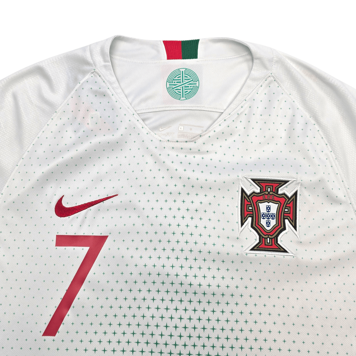 2018/19 Portugal Away Football Shirt (L) Nike 7 Ronaldo - Football Finery - FF302687