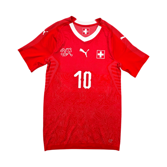 2018/20 Switzerland Home Football Shirt (XL) Puma 10 Xhaka (Player Version) - Football Finery - FF301472