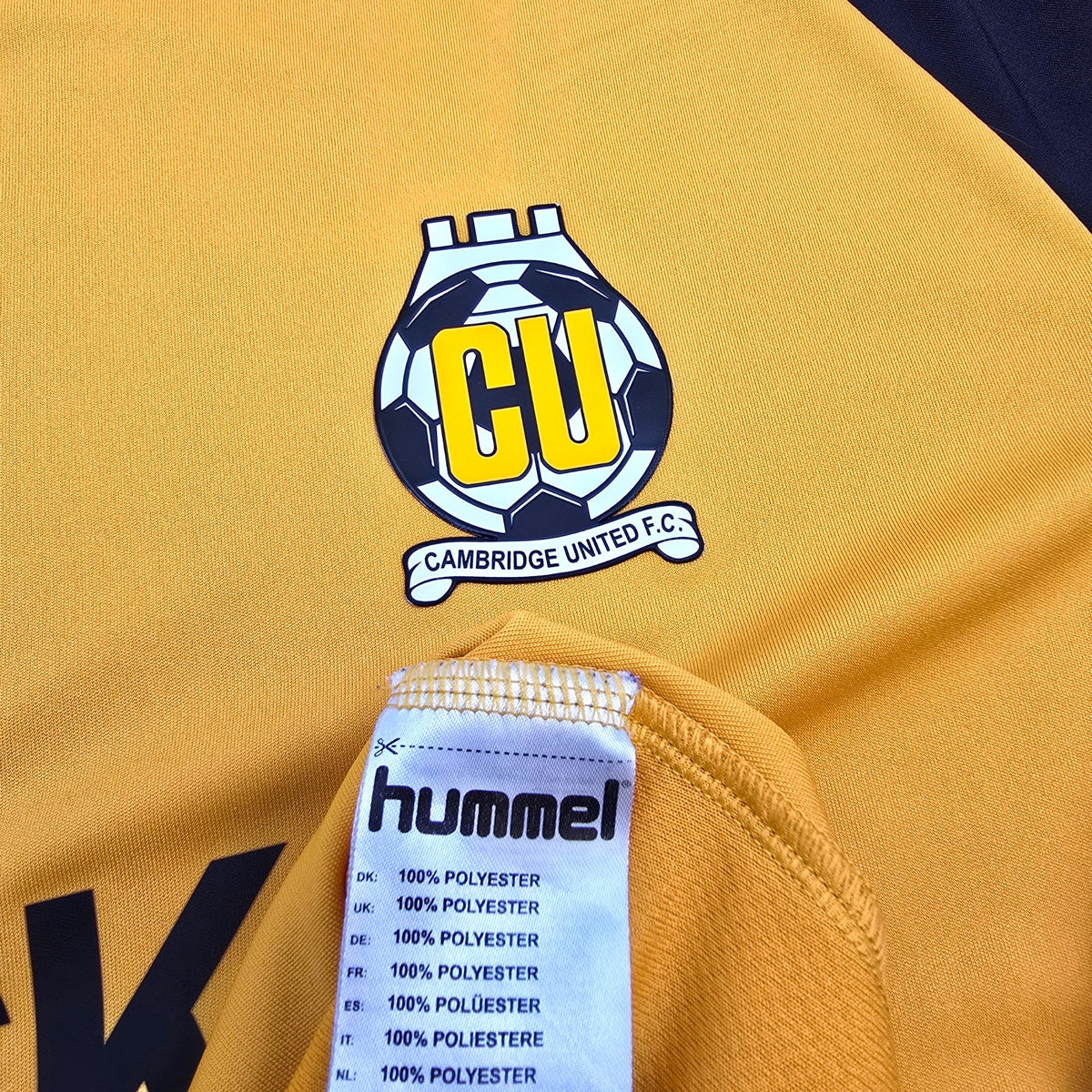 2019/20 Cambridge United Home Football Shirt (XL) Hummel - Football Finery - FF306258