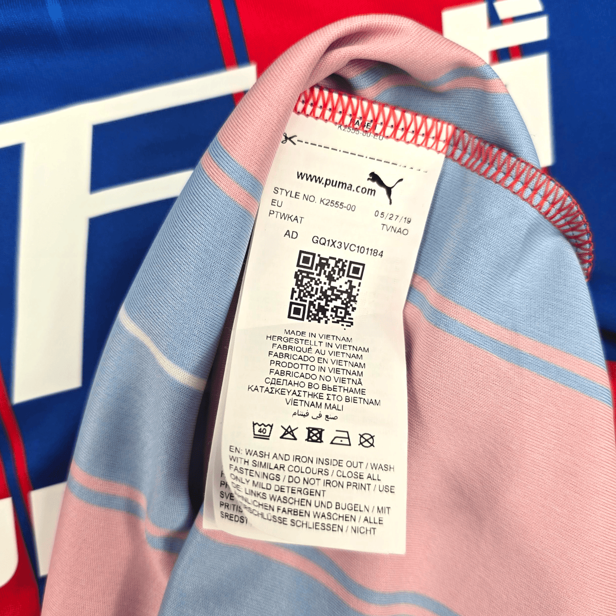 2019/20 Crystal Palace Home Football Shirt (L) Puma 11 Zaha - Football Finery - FF302542