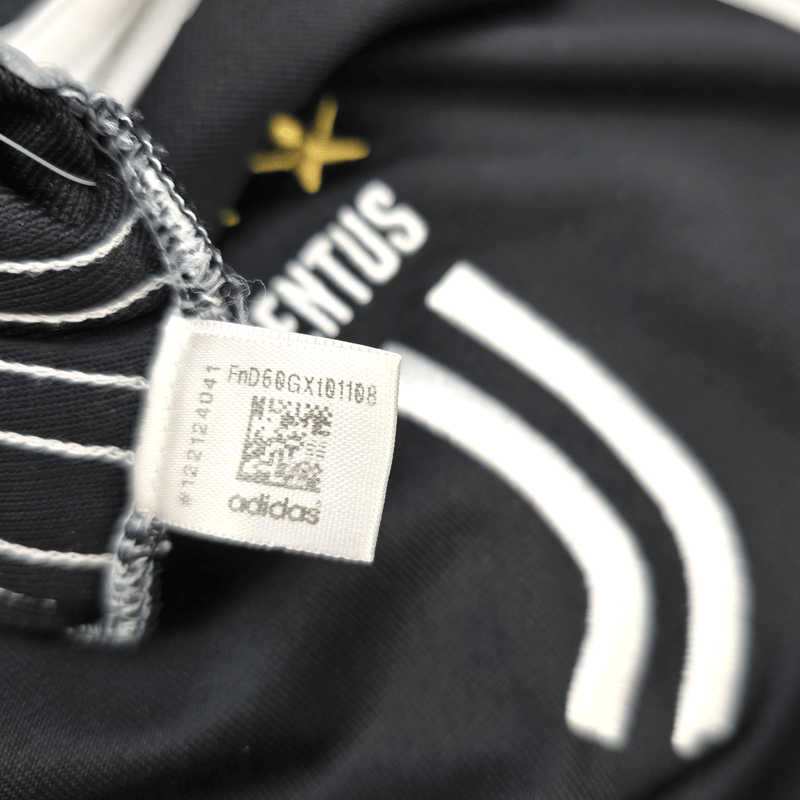 2019/20 Juventus Home Football Shirt (M) Adidas 7 Ronaldo - Football Finery - FF300946