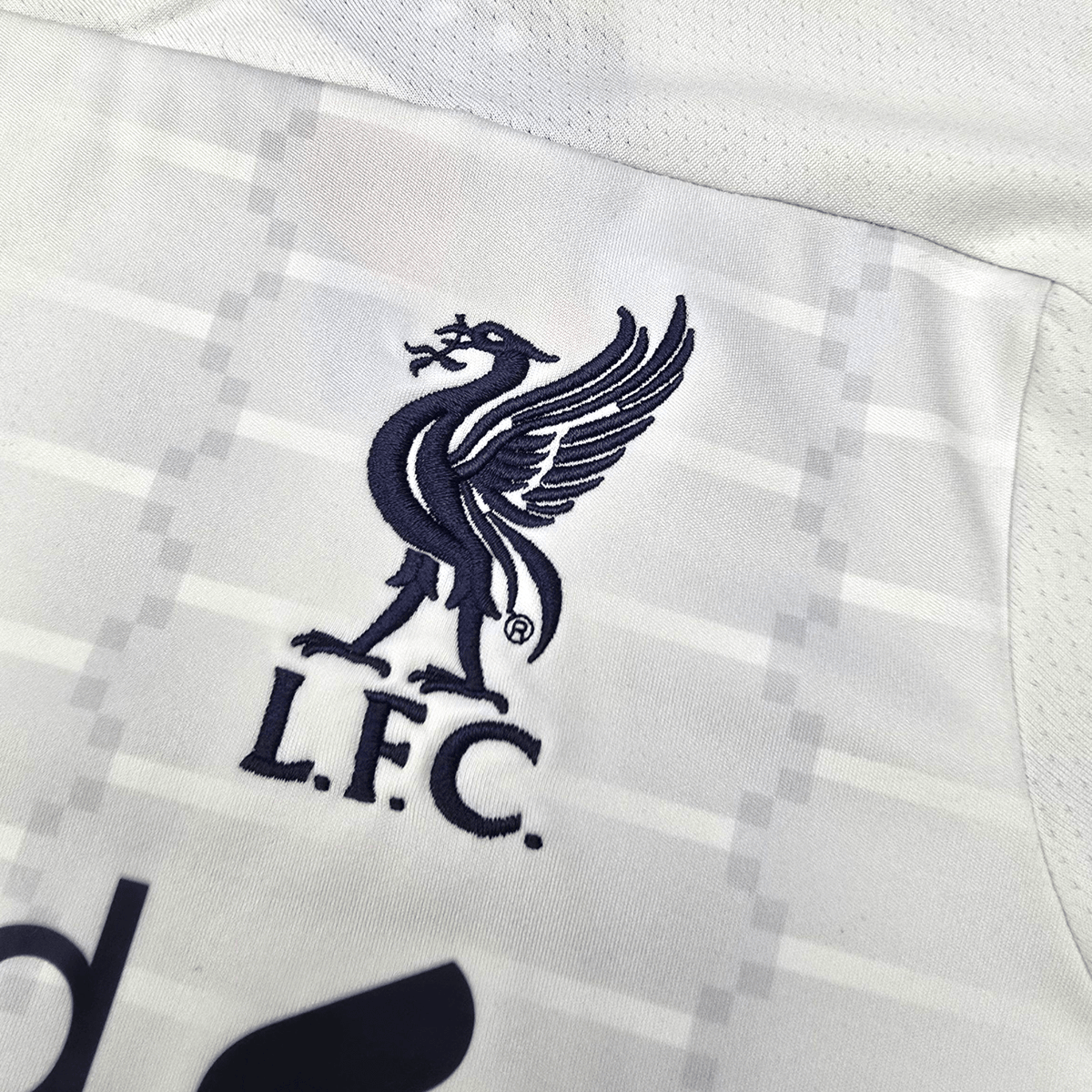 2019/20 Liverpool Away Football Shirt (S) New Balance 11 M.Salah - Football Finery - FF301541