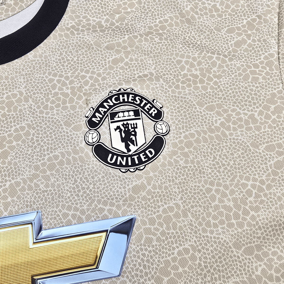 2019/20 Manchester United Away Football Shirt (2XL) Adidas 18 Fernandes - Football Finery - FF303424